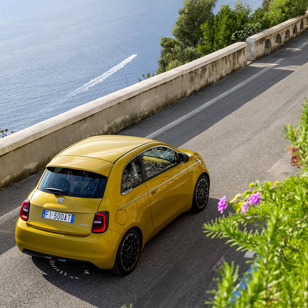 Fiat 500 hybrid cena