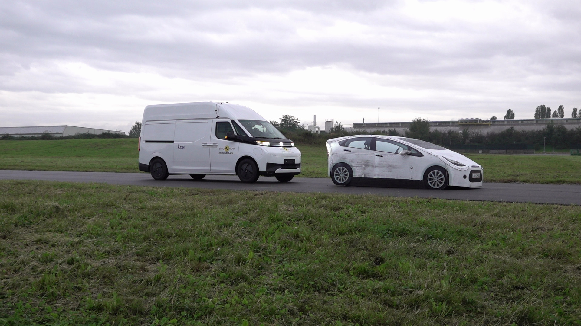 Euro NCAP 2024 Farizon SuperVan - testovanie vozidla. Platinové ocenenie pre úžitkové elektické vozidlo.