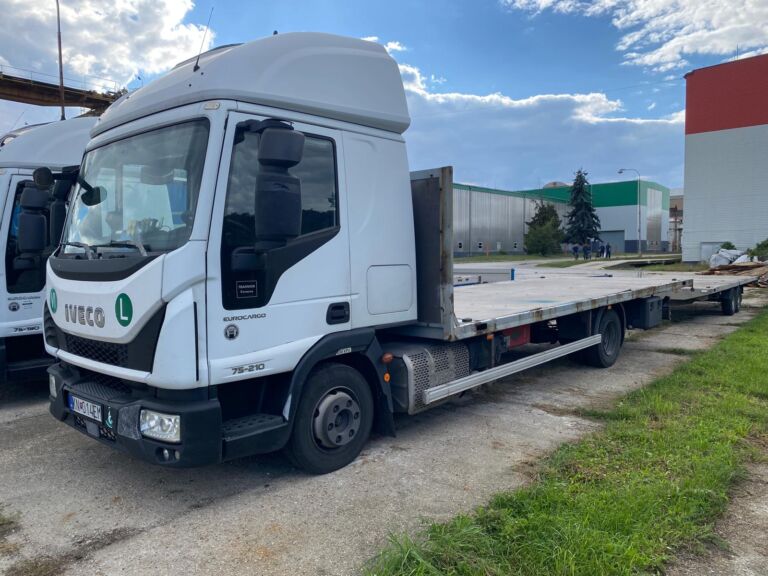 IVECO Eurocargo valník na prevoz kontajnerov do 7,5T 75E