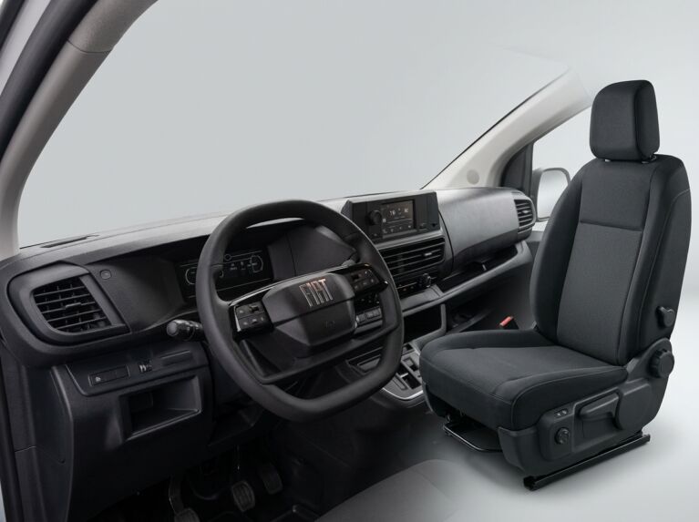Fiat Scudo s4 Van L3 – interiér