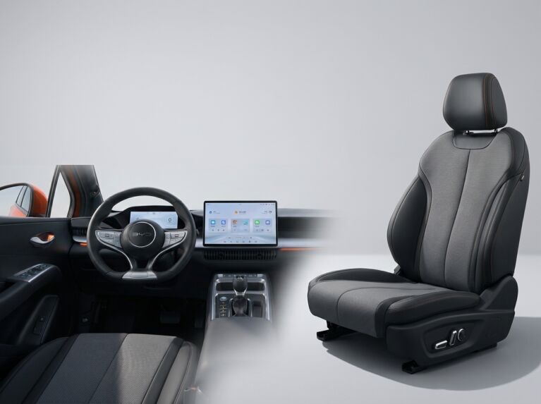 BYD DOLPHIN G DM-i Comfort – interiér
