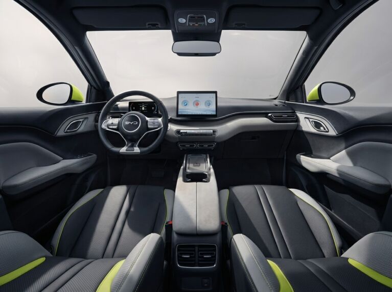 BYD DOLPHIN SURF Comfort – interiér