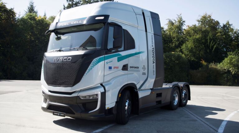 Iveco S-eWay Fuel Cell: vodík pre diaľkovú prepravu